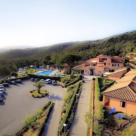 Le Picchiaie מלון 4*